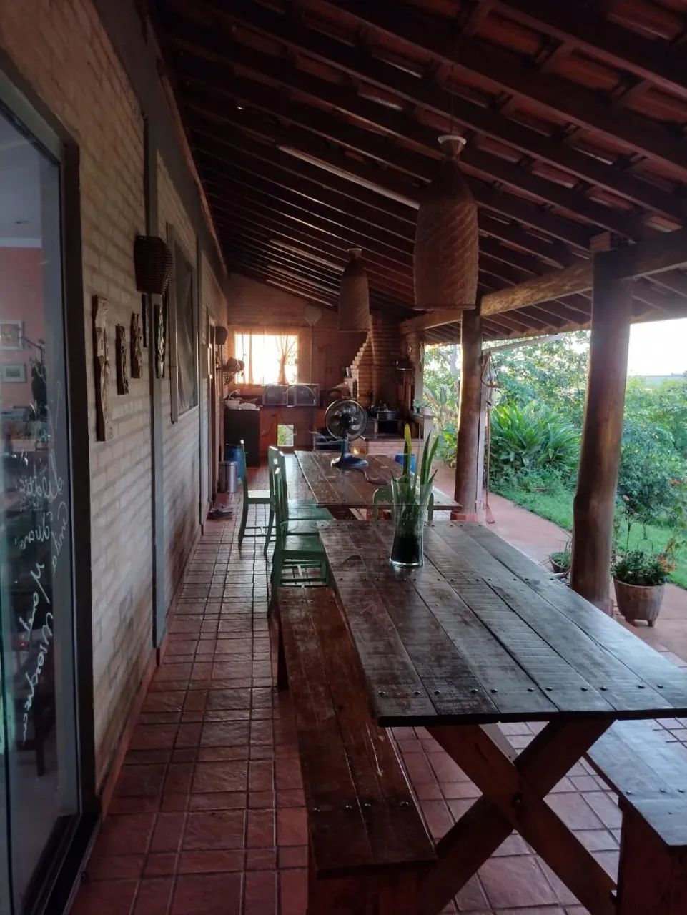 **LINDA CASA COM POMAR EM BRODOWSKI - Foto 2