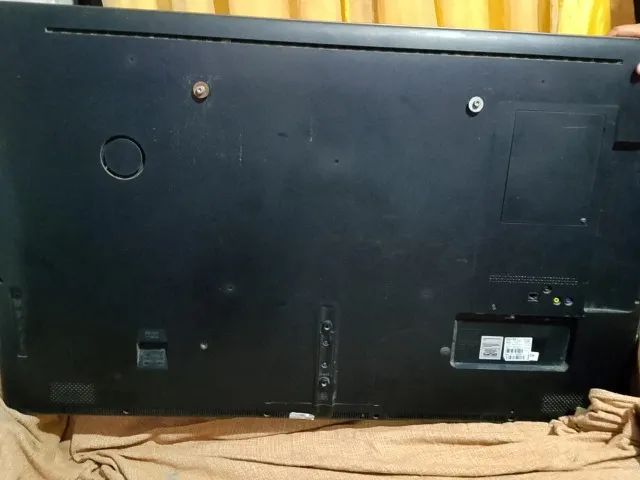 TV Philips 47 LED 47PFL7007G/78 - Foto 2