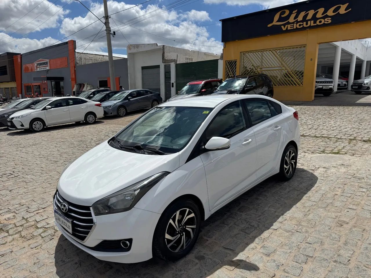 Hyundai Hb20S HB20S C.Plus/C.Style1.0 Flex 12V Mec. 4P 2017