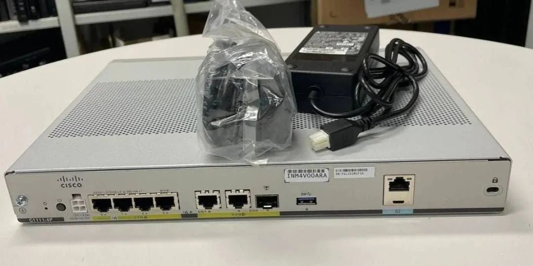 Roteador cisco isr 1100