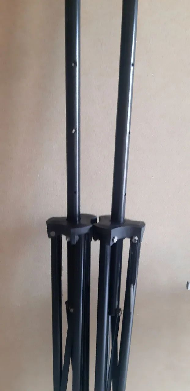 Kit 2 Caixas de Som com Pedestais - Foto 4