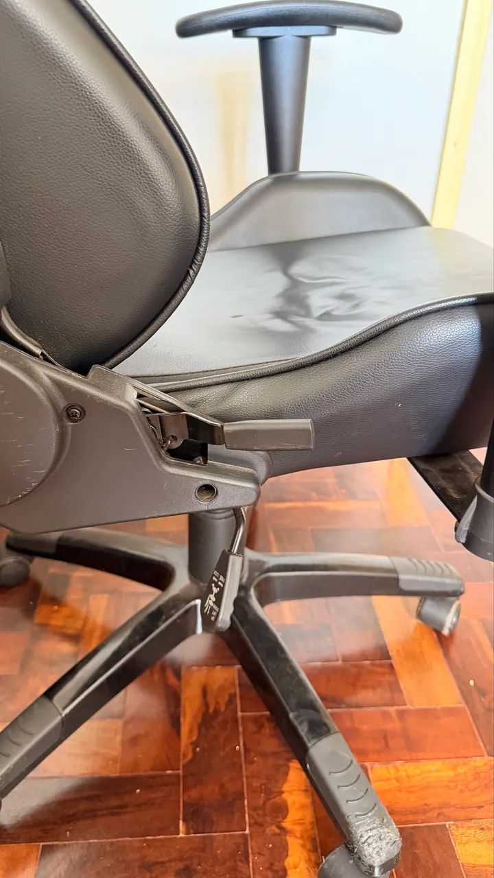 Cadeira Gamer Mymax MX5 Preta - Reclinável, até 150kg - Foto 4