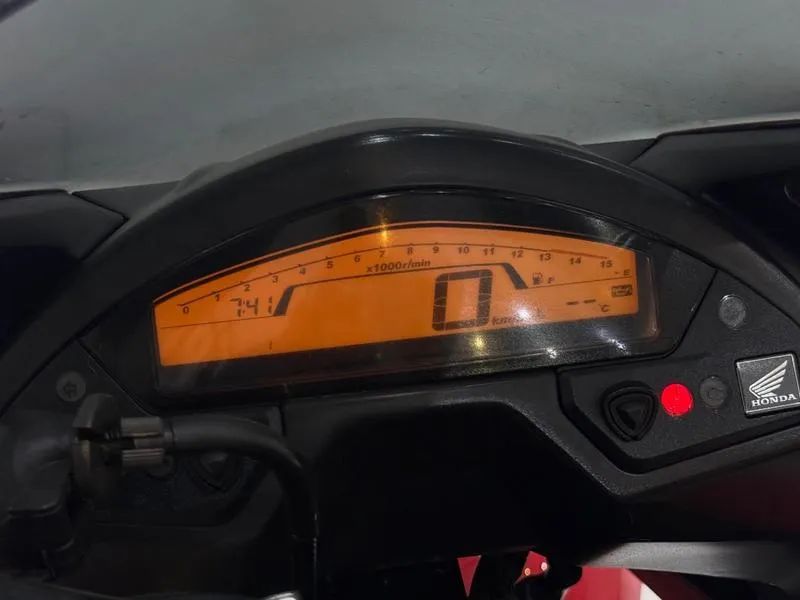 HONDA CBR 600F 2013 - Foto 5