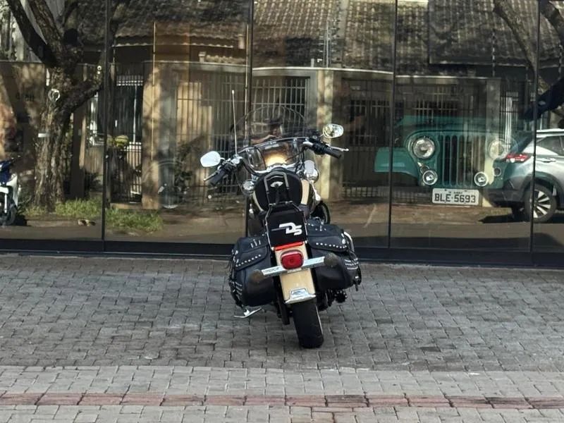 HARLEY-DAVIDSON FLSTC 2014 - Foto 4
