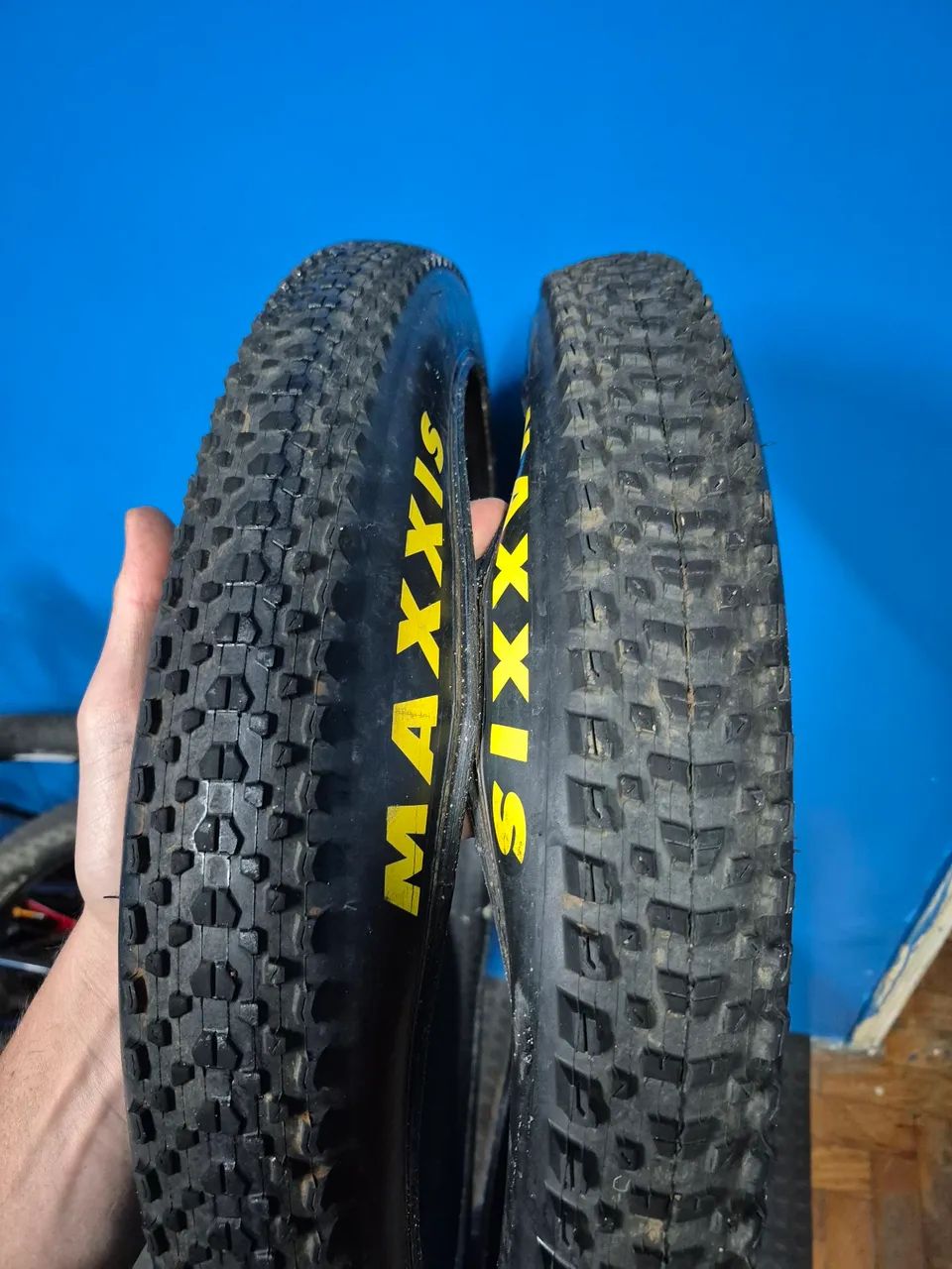 Pneus Maxxis Ikon 2.20 e Rekon 2.40 Maxxis ( Muito Novo ) 