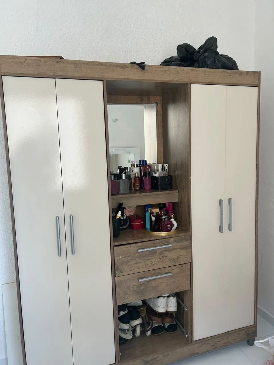 Vende-se Guarda Roupa Casal - Foto 2