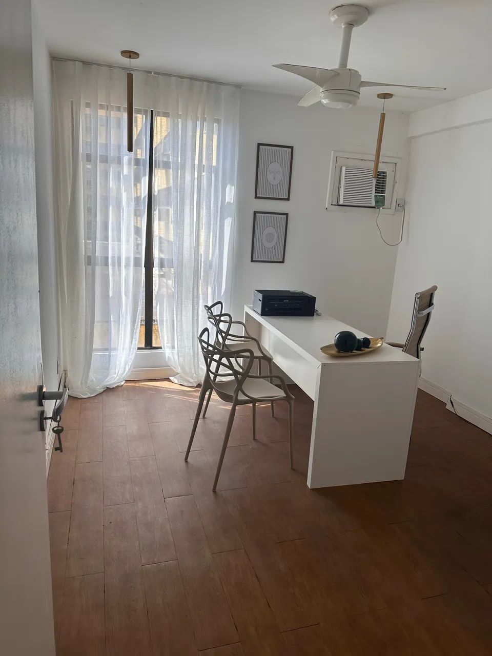 Mesa mdf escritorio/ consultorio