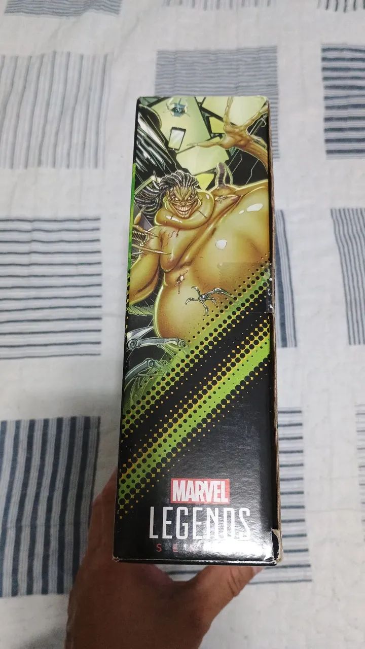 Boneco Marvel legends séries Mojo. - Foto 4