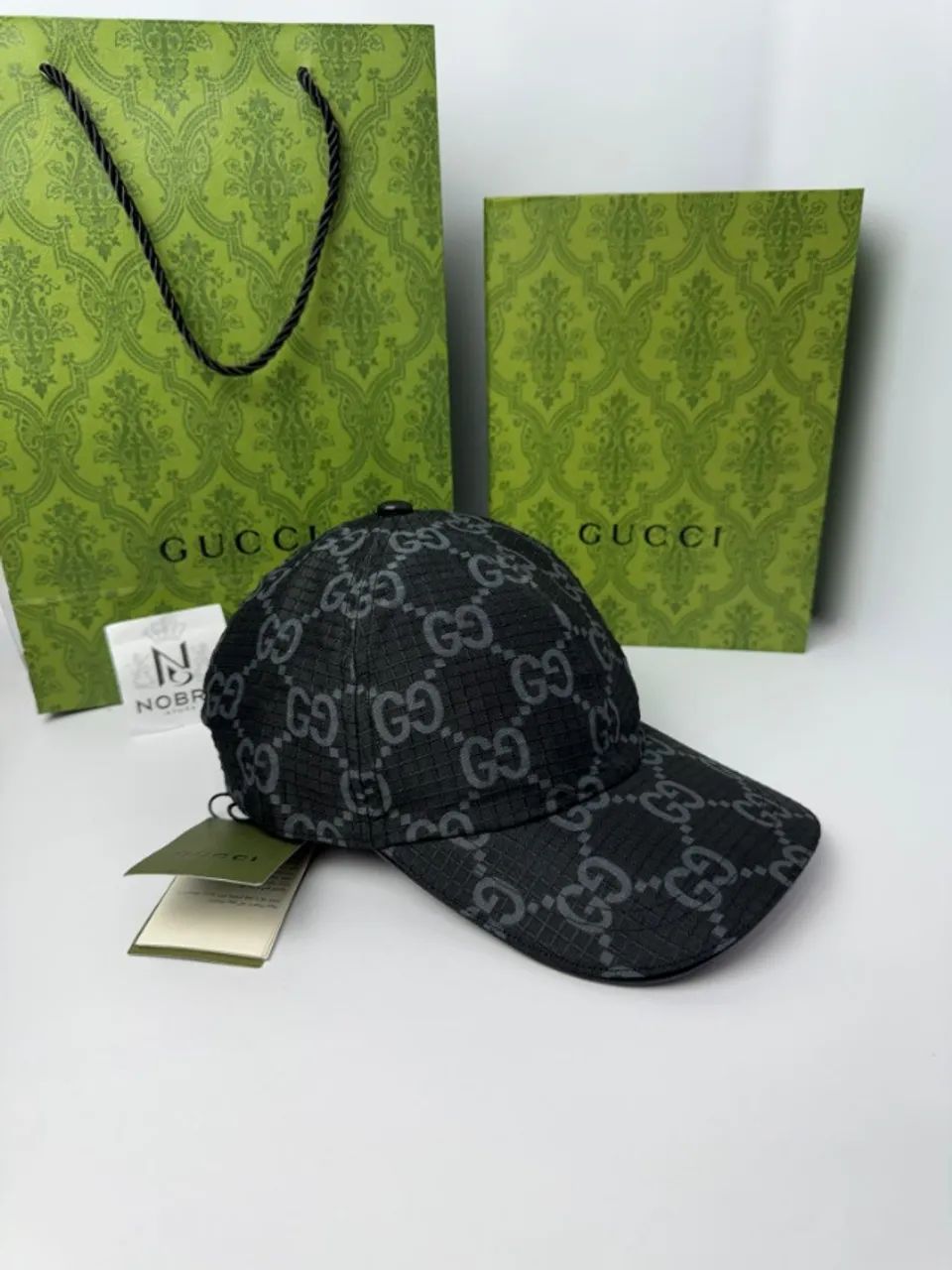 Boné Gucci Jacquard GG Supreme
