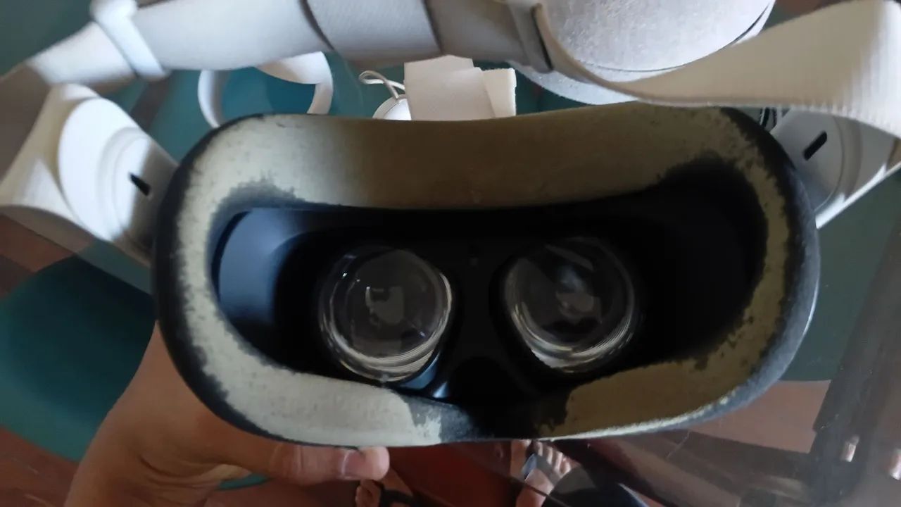 Oculos VR Quest 2 + Case para o Quest 2 - Periféricos e Acessórios