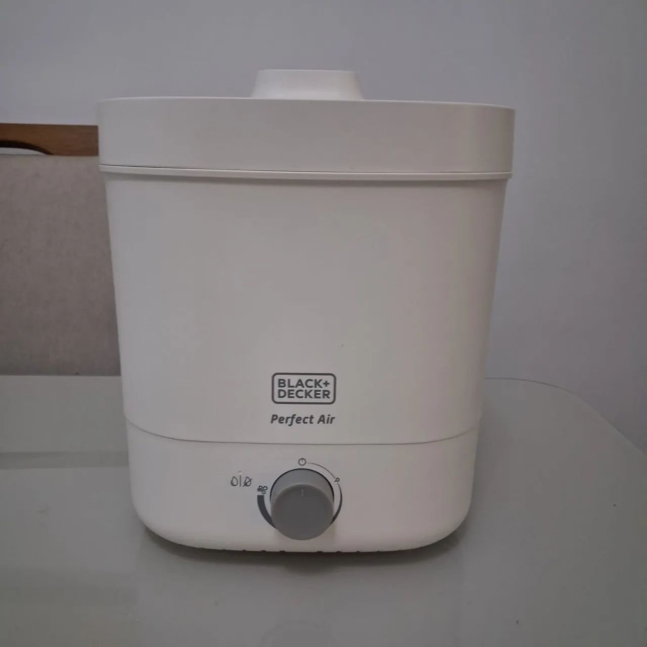 Umidificador de Ar Portátil Black Decker, Modelo AIR4000, Ideal para Ambientes Secos, 4L - Foto 2