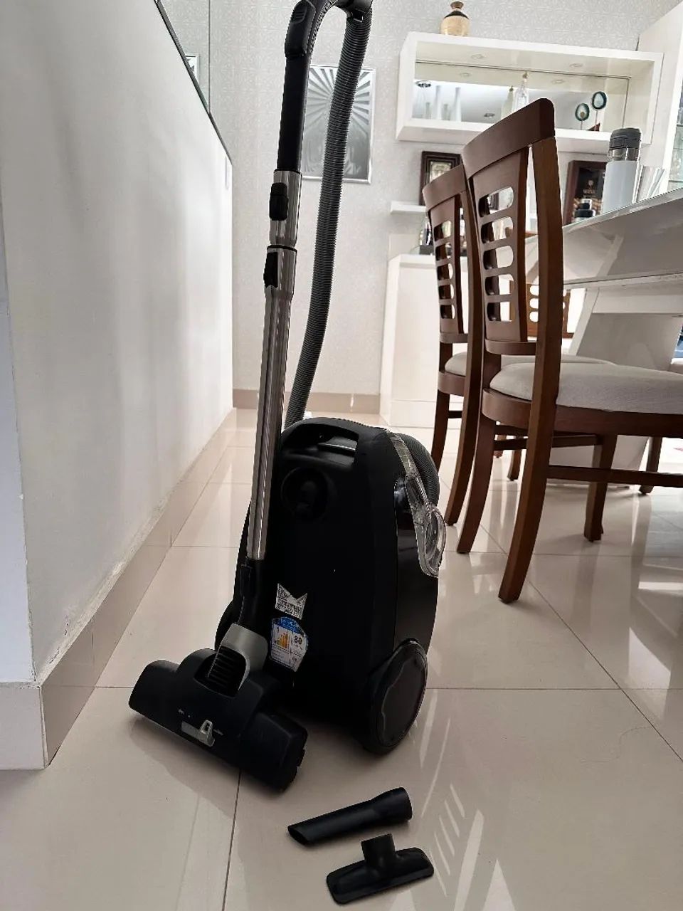 Vendo Aspirador de Pó Semi-novo.  - Foto 6