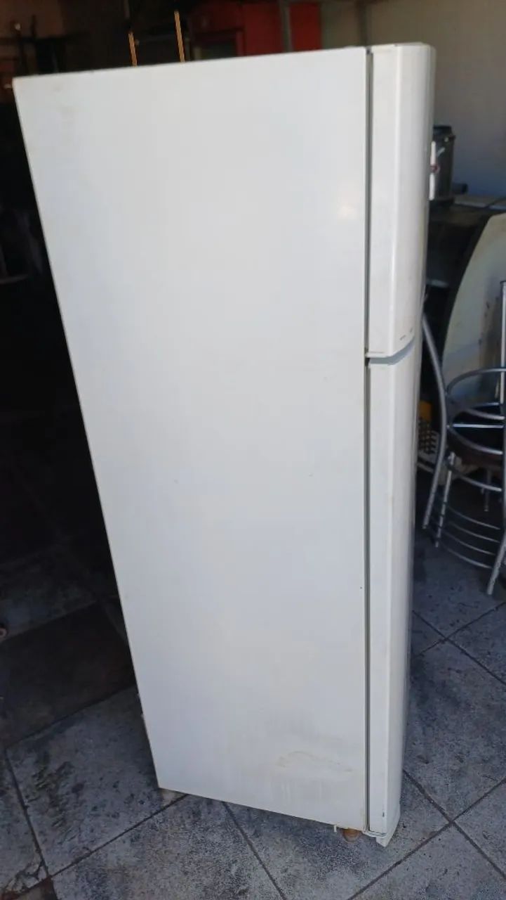 Geladeira duplex Electrolux 