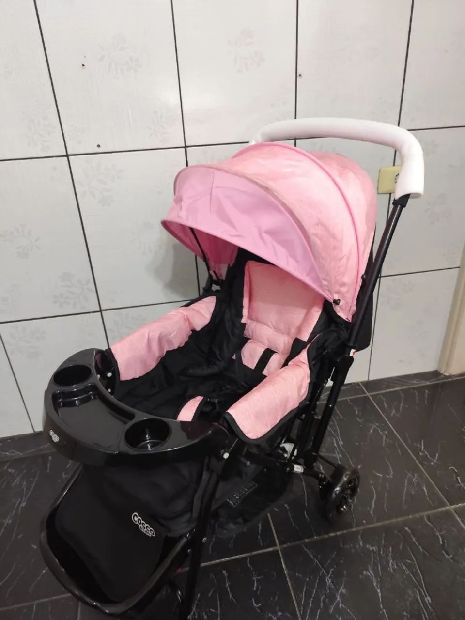 Vendo Carrinho de Bebê + Bebê conforto Cosco - Foto 4