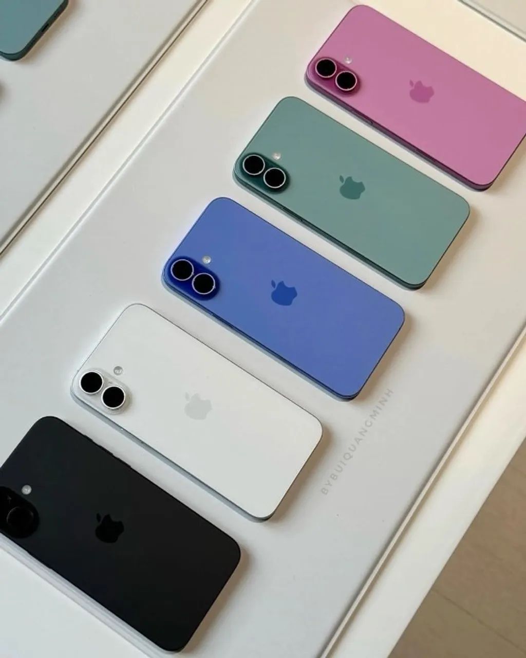 IPHONE 16 PLUS 128GB/256GB- LACRADOS - Foto 2