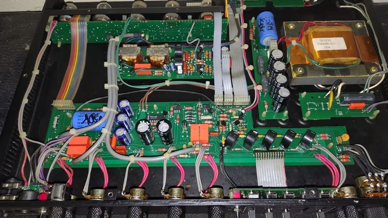 Pre-amplificador  Valvulado Mesa Boogie (oportunidade) - Foto 4
