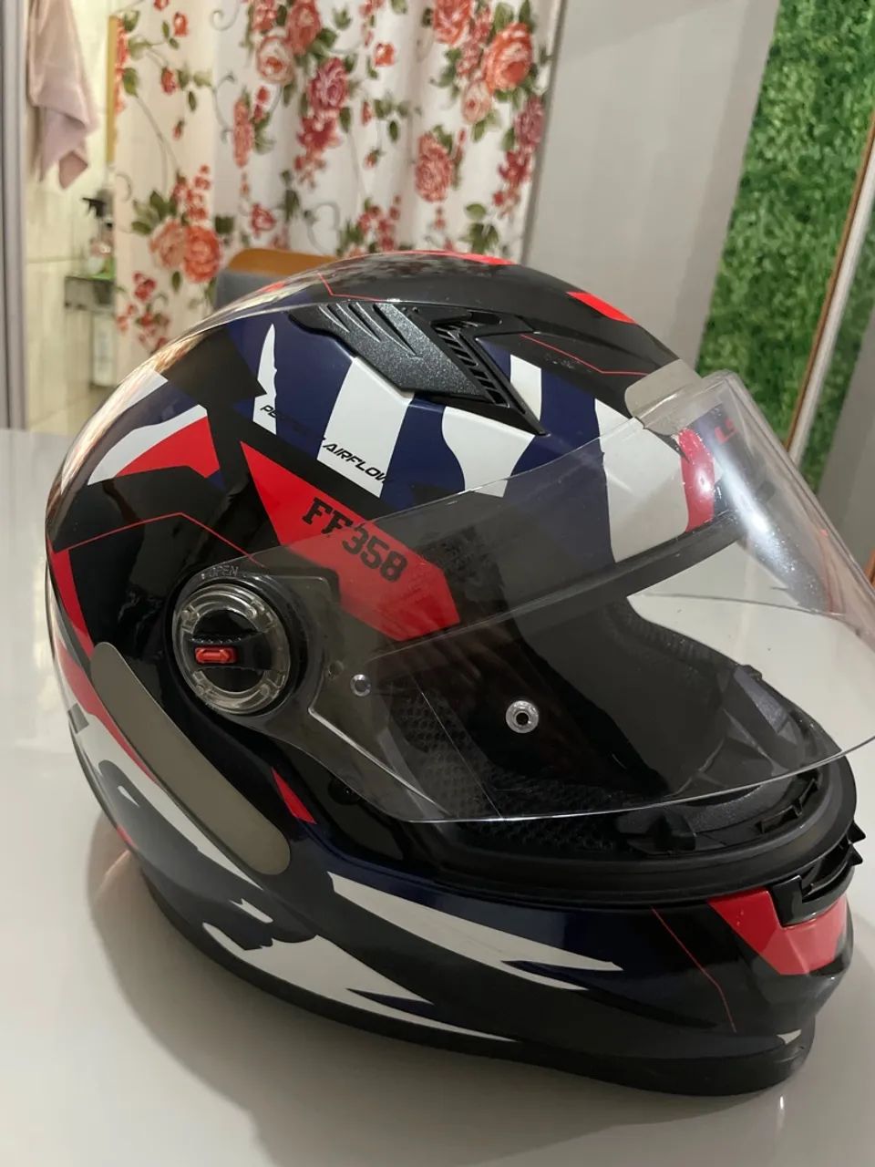 Capacete ls2 tank - Foto 4