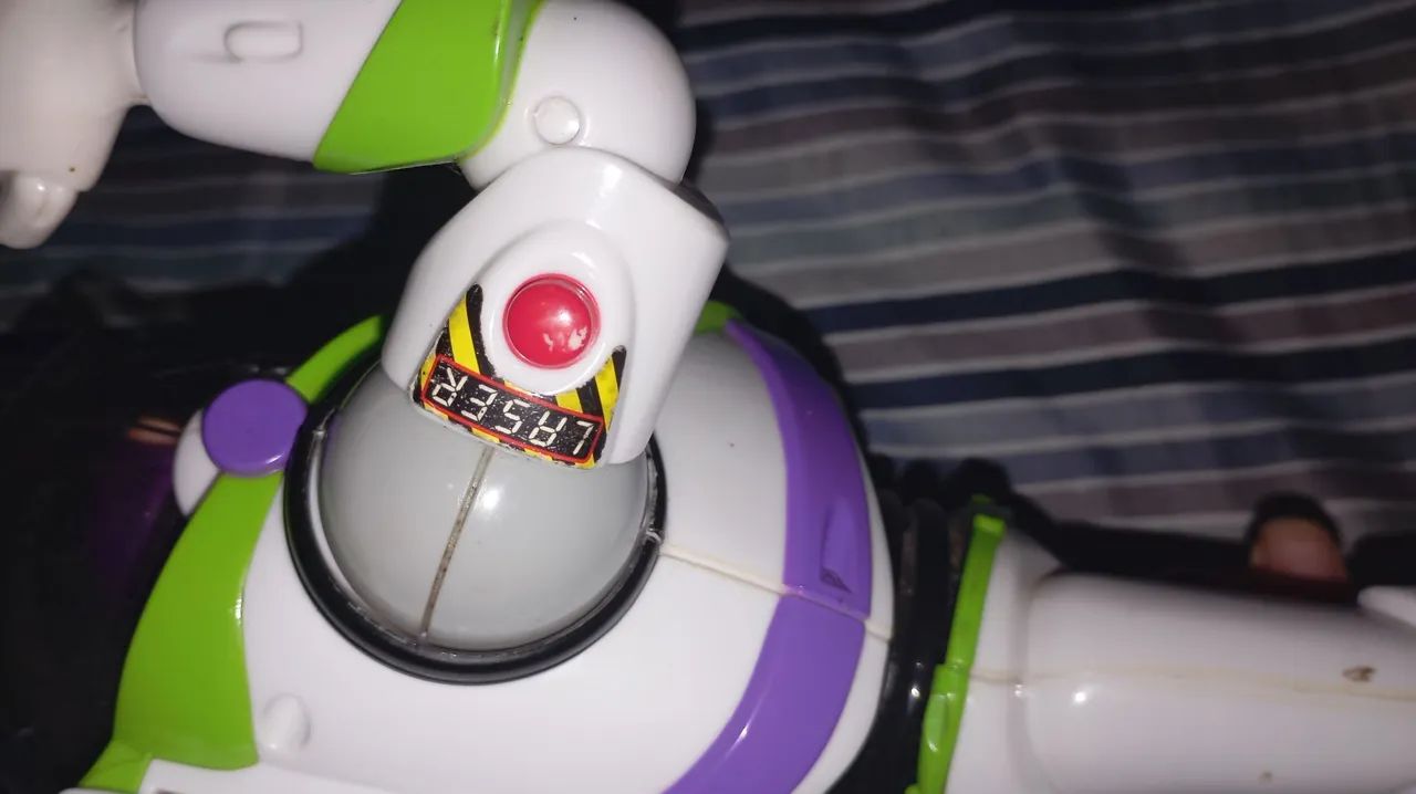 Buzz Lightyear Toyng - Foto 4