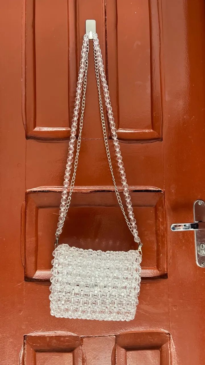 Bolsa em pedraria - Foto 4