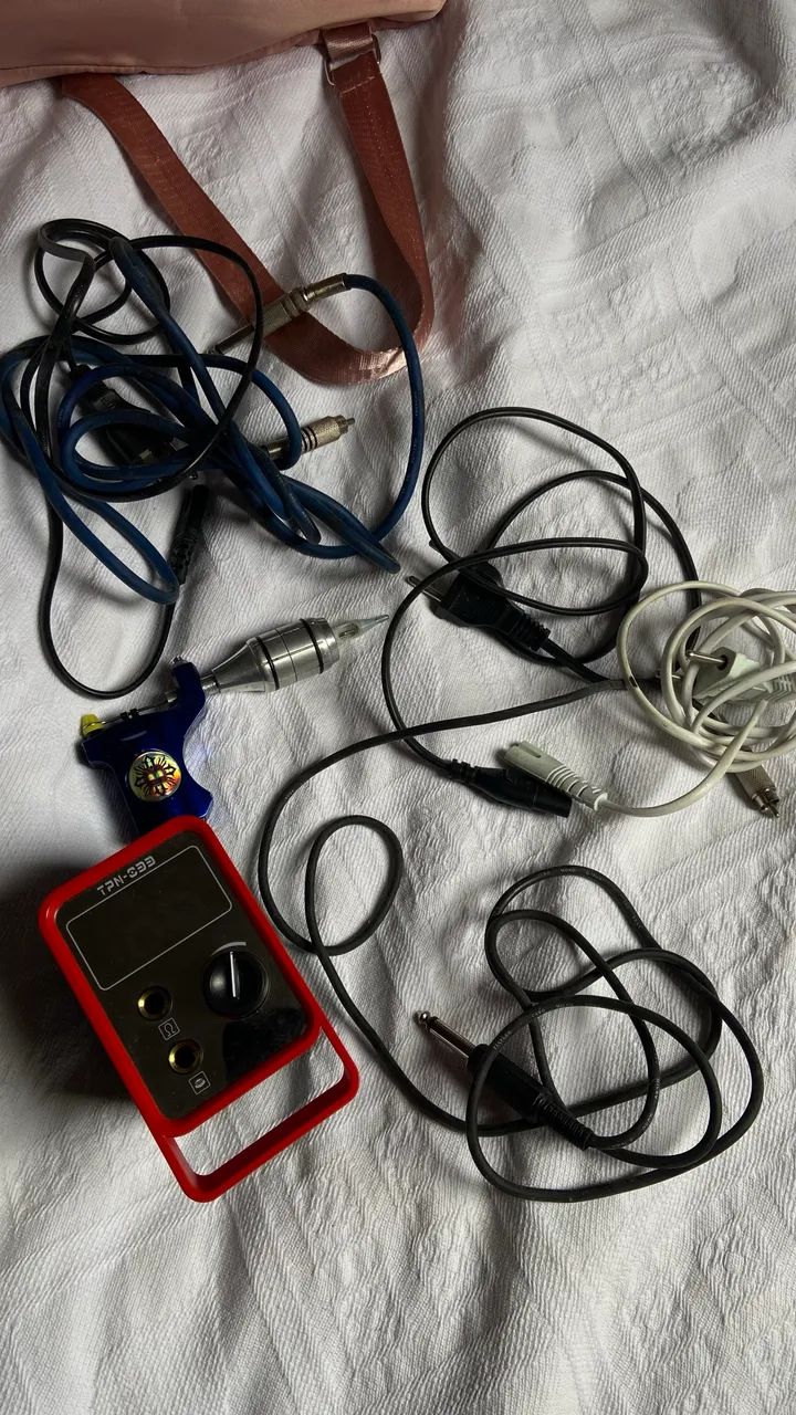Vende-se máquina de tatuar 