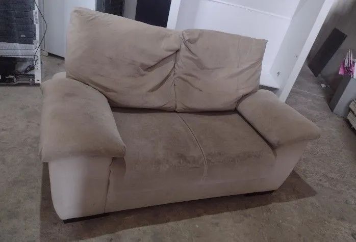 Sofá 2 lugares 