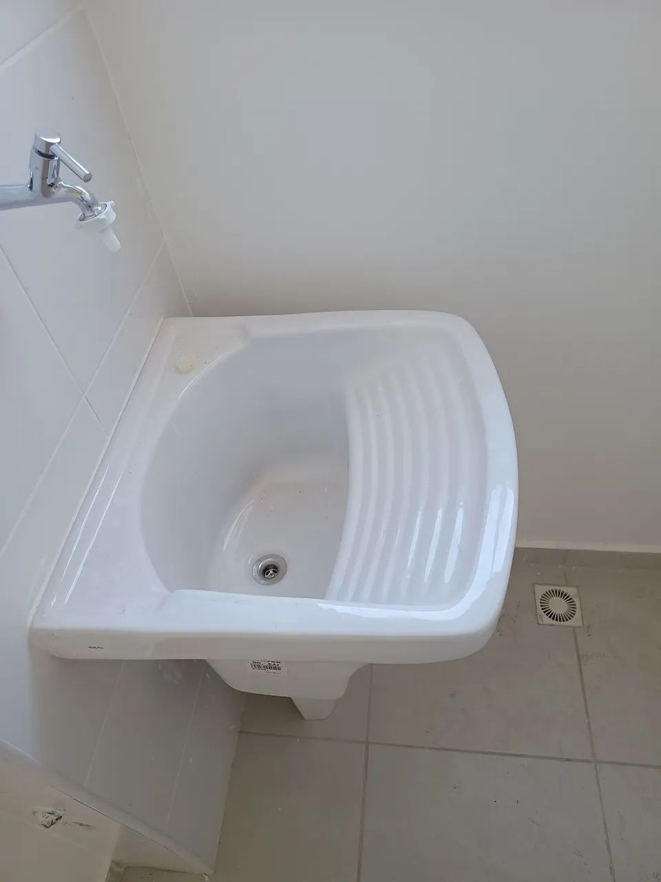 Tanque de louça Icasa