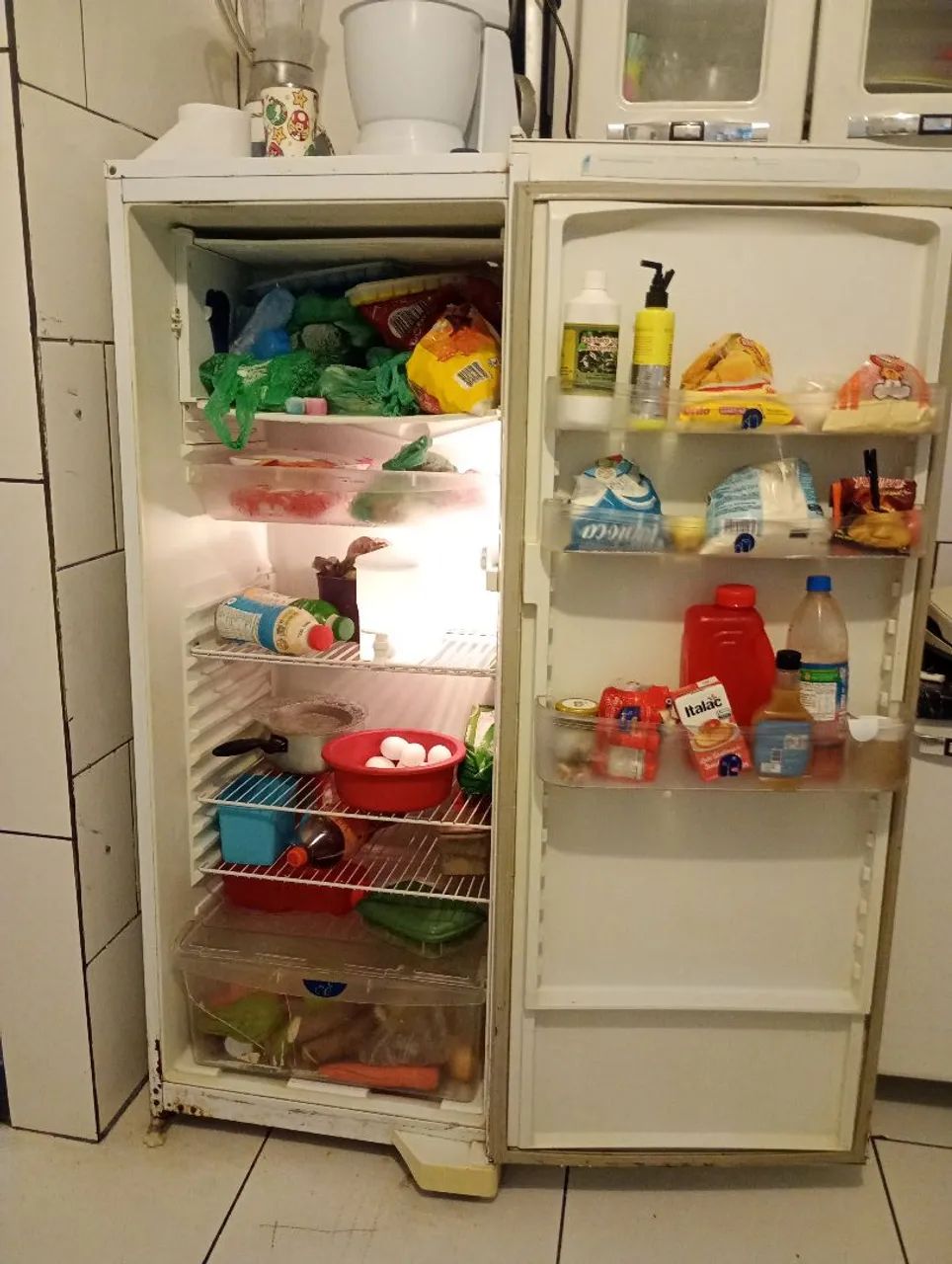 Vende se uma geladeira  - Foto 4