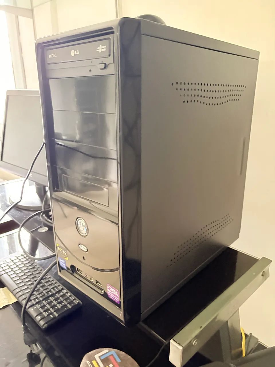 VENDO COMPUTADOR/ com placa de video zotac dedicada  - Foto 3