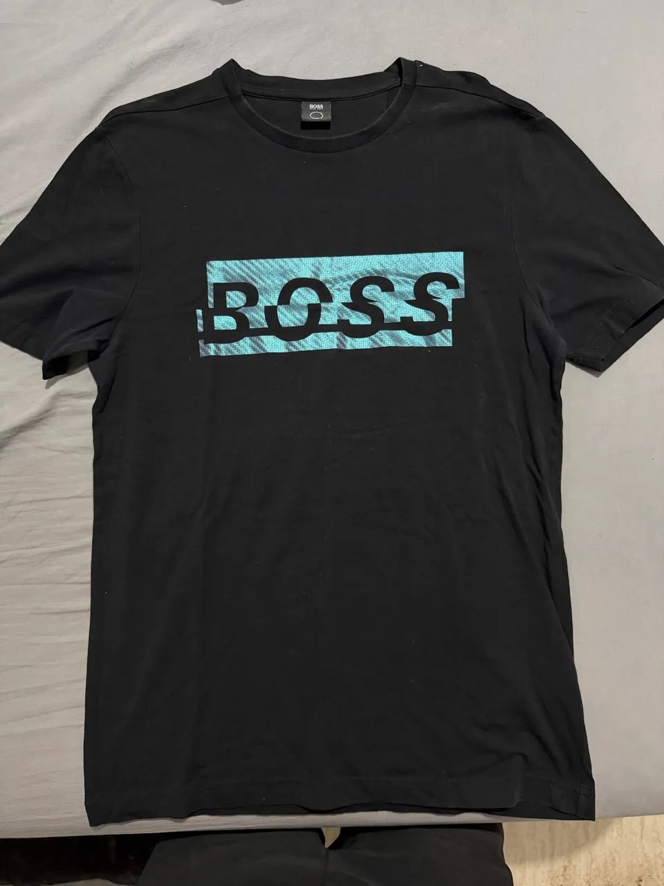 Camiseta Preta BOSS - Tamanho S