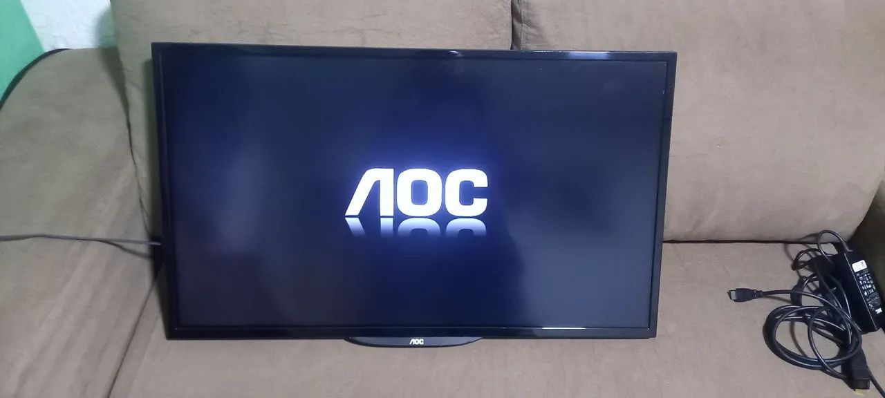 TV AOC 32"" SEMI NOVA 