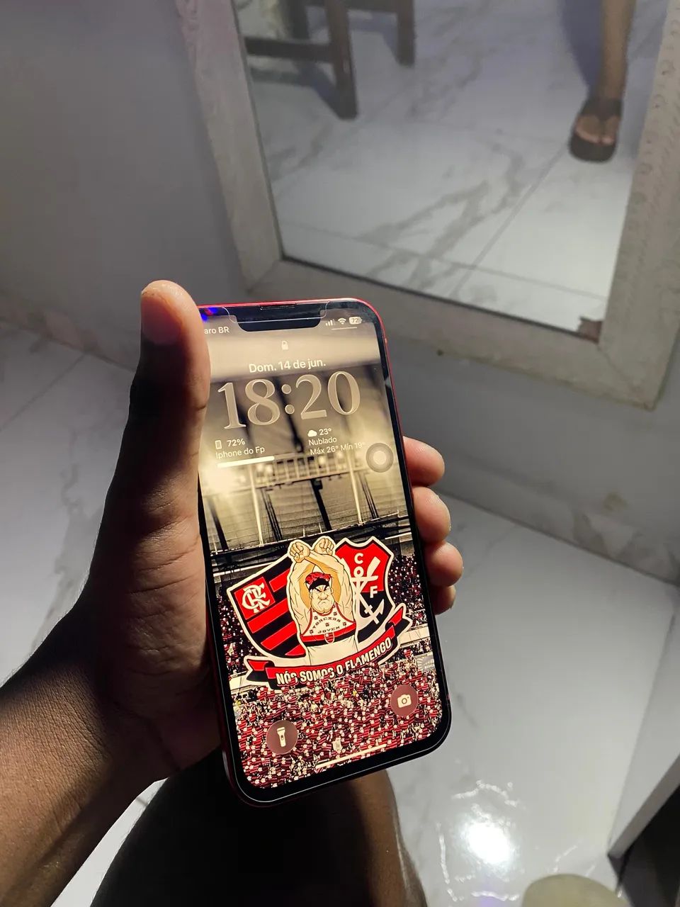 iPhone 13 vermelho - 128gb - IMPECÁVEL  - Foto 5