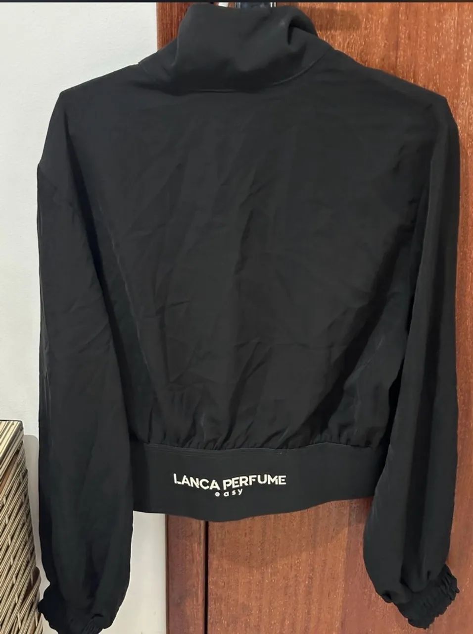 Jaqueta bomber lança perfume nova TAM P  - Foto 2
