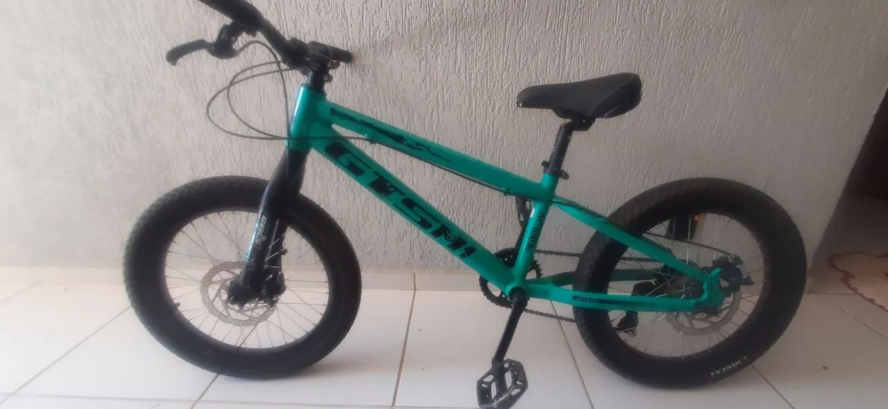 Bicicleta GTSM1 aro 20 7v usada - Foto 3