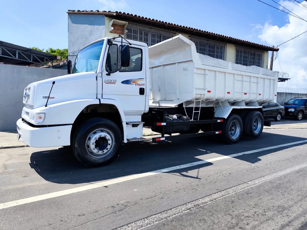 Caminhão MB 1620 6x2 caçamba  - Foto 3