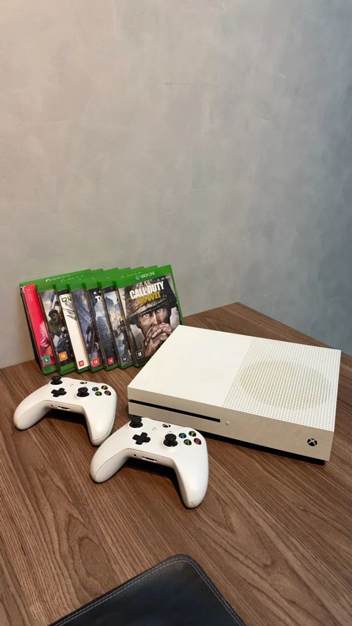 XBOX ONE S COM 2 CONTROLES E JOGOS - Foto 3