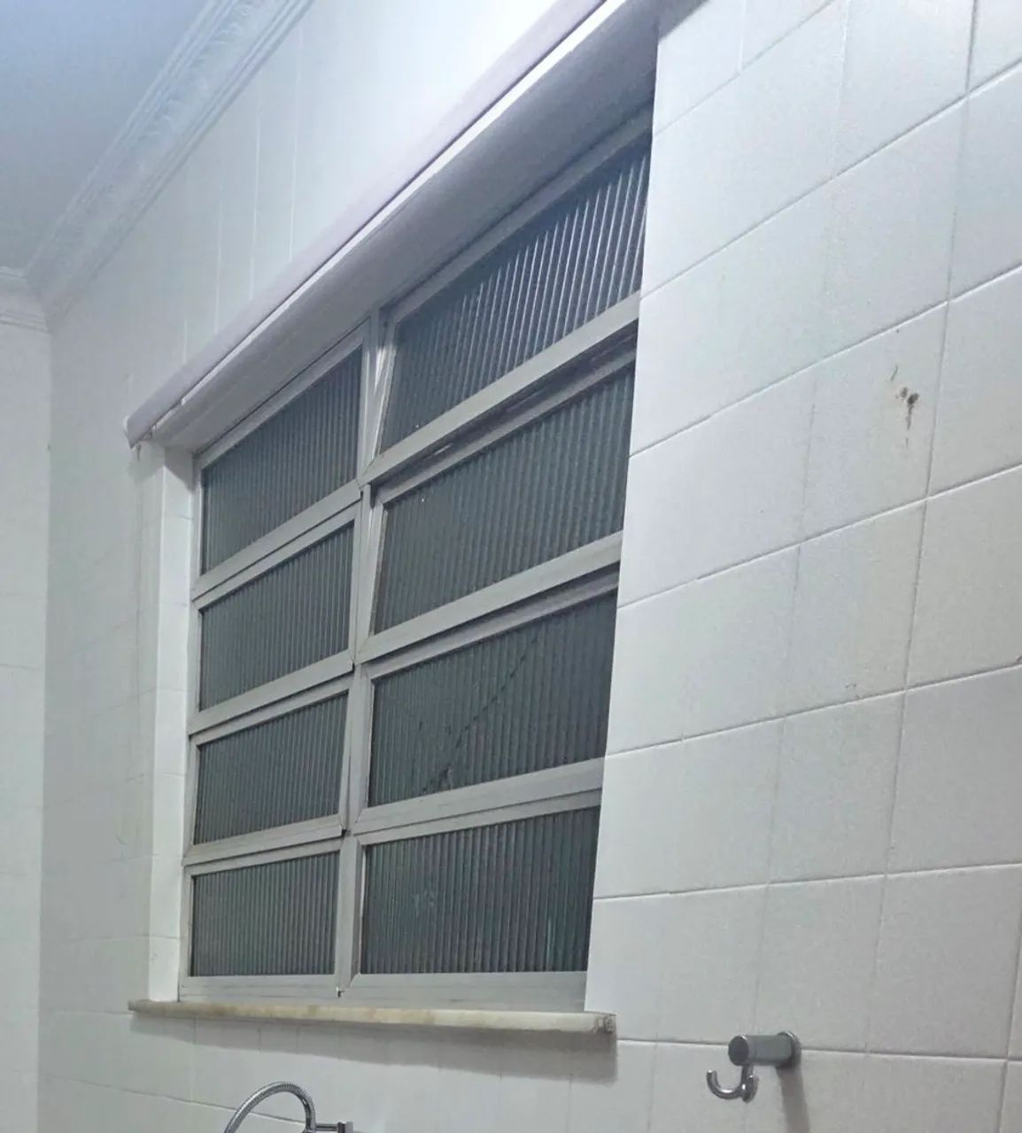 Janela de alumínio 415986821848770561