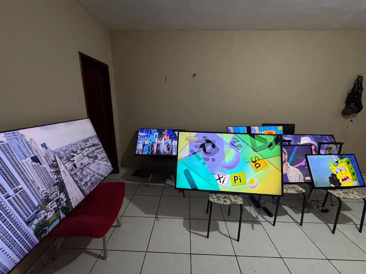 TV de mostruário com avaria a partir de R$450 todas as polegadas preço variado