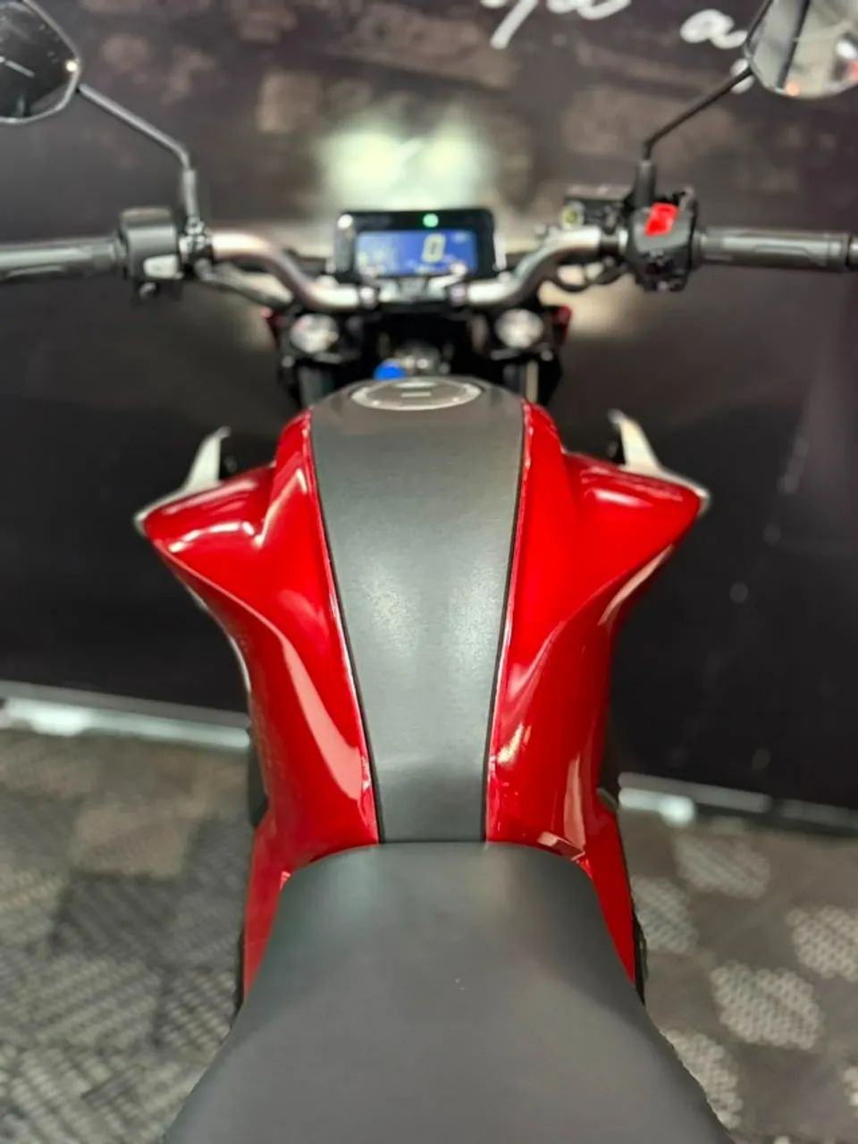 HONDA CB 300F 2026  - Foto 4