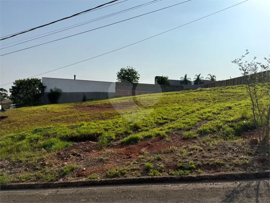 Terreno Condominio Morada dos Passaros - Rio das Pedras- SP