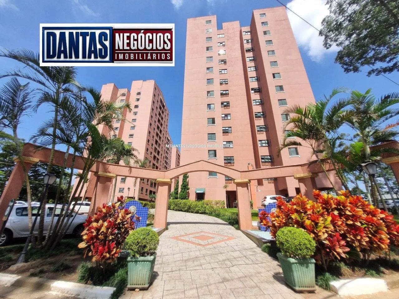 Apartamento 03 Quartos 01 Vagas em Interlagos