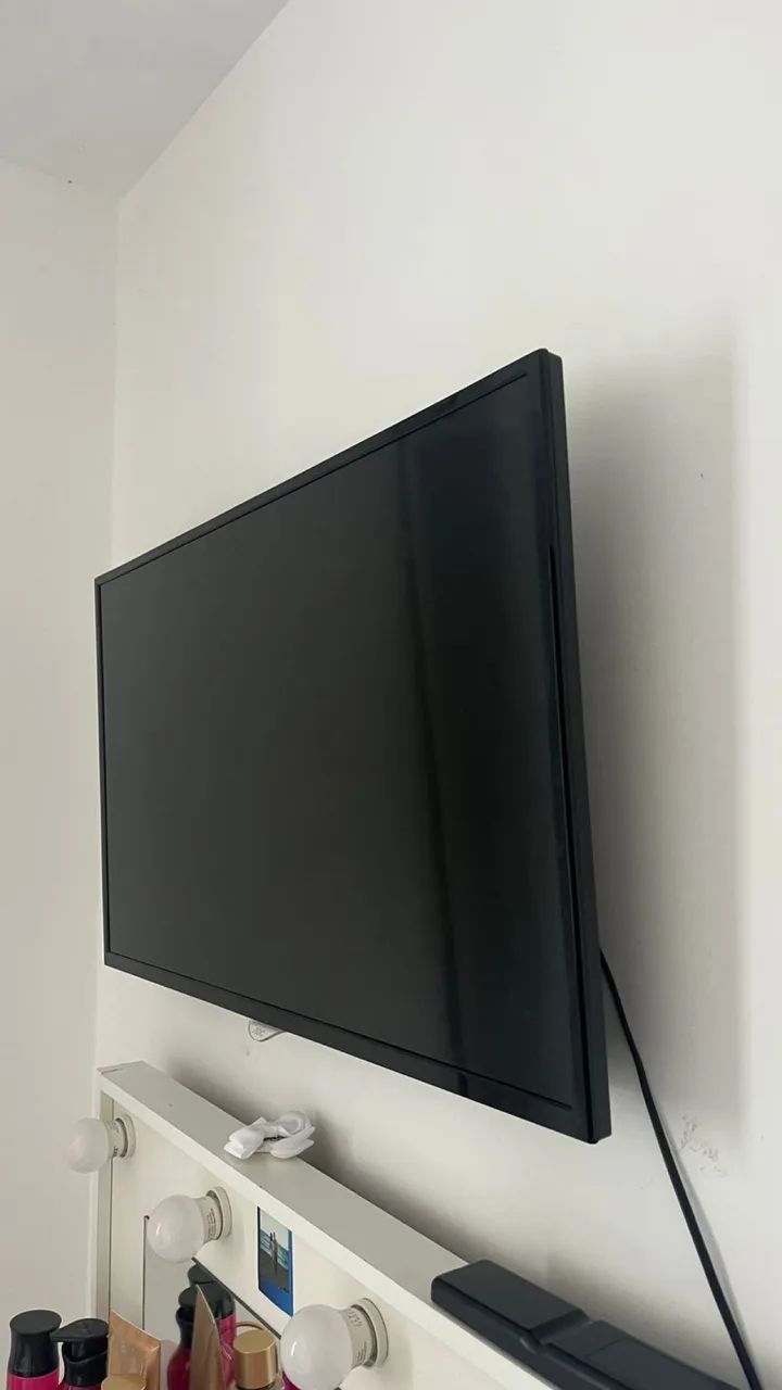 Televisão 32 polegadas AOC ROKU - Foto 2