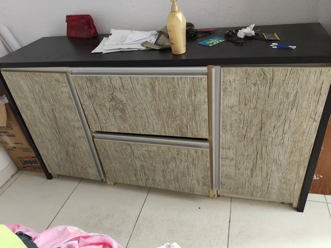 VENDE-SE CÔMODA 