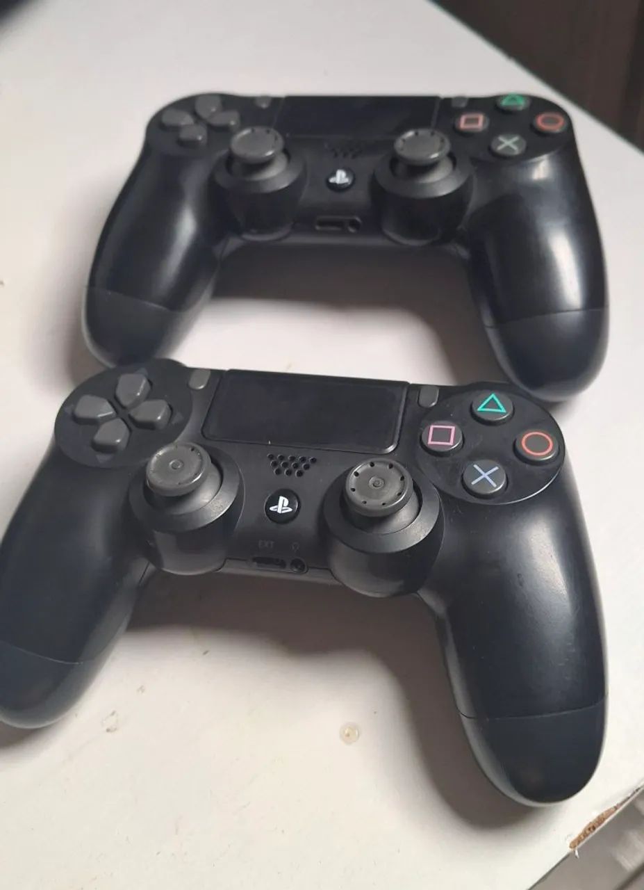 Controles de Playstation 4 - Foto 3