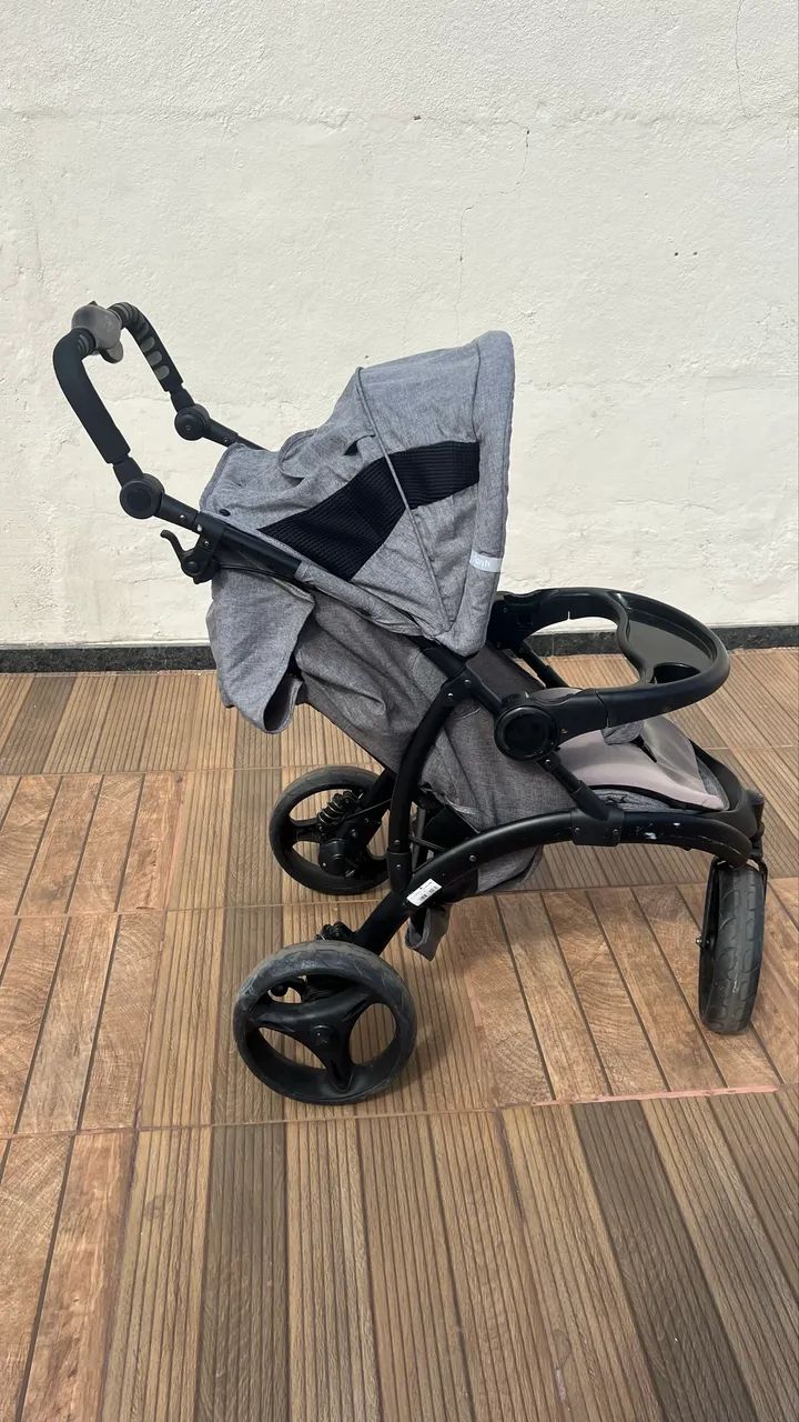 Carrinho de bebê Infanti 3 rodas  - Foto 3