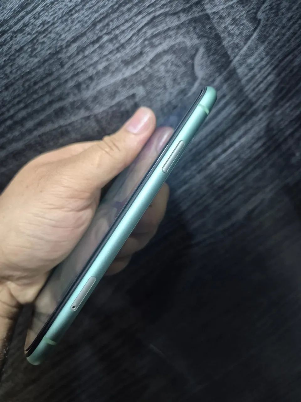 Iphone 11 normal Semi Novo Verde Água - Foto 5