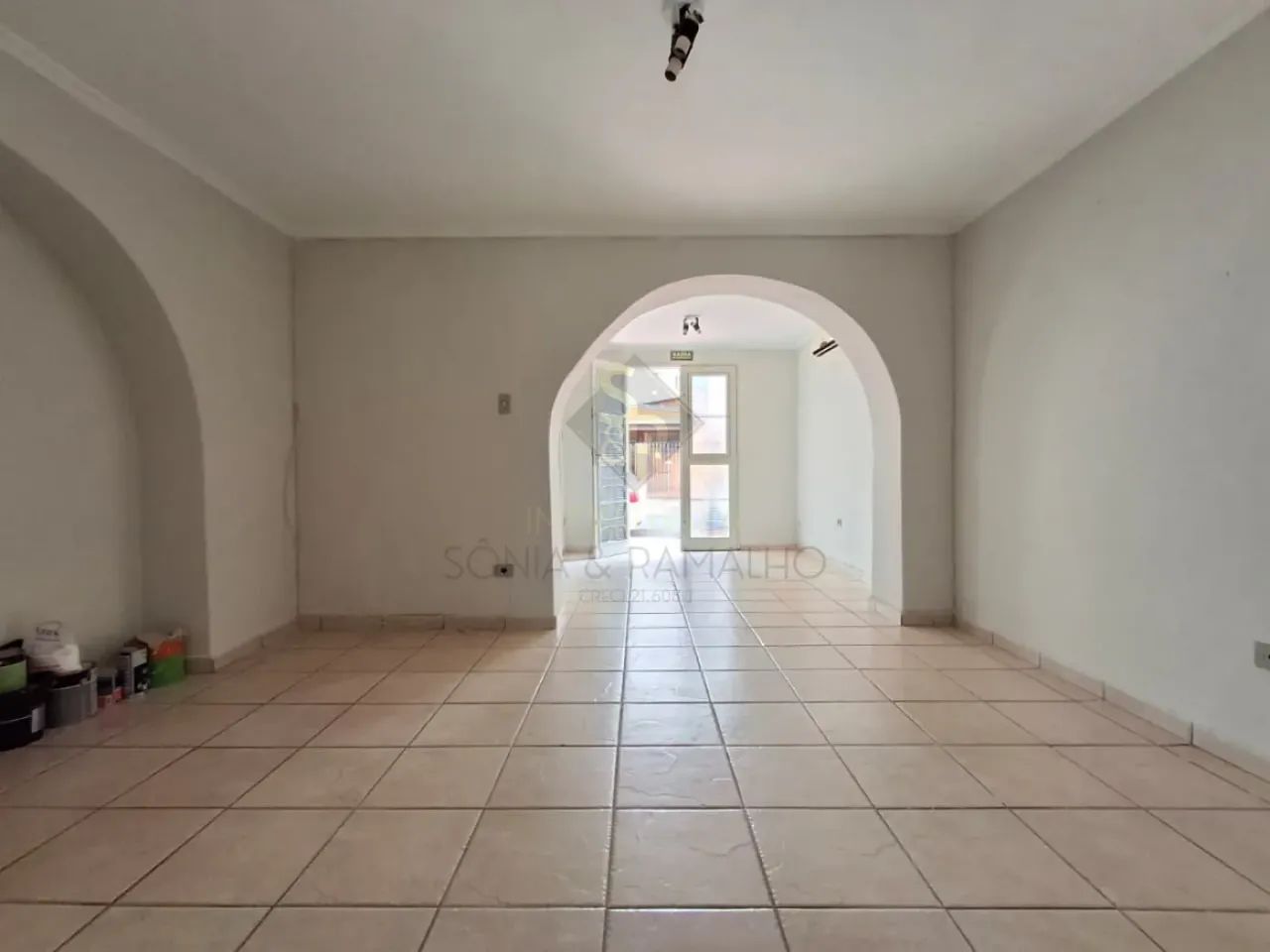 Imóvel Comercial à venda com Kitnets no Bairro Centro com 135,68 m² - Foto 4