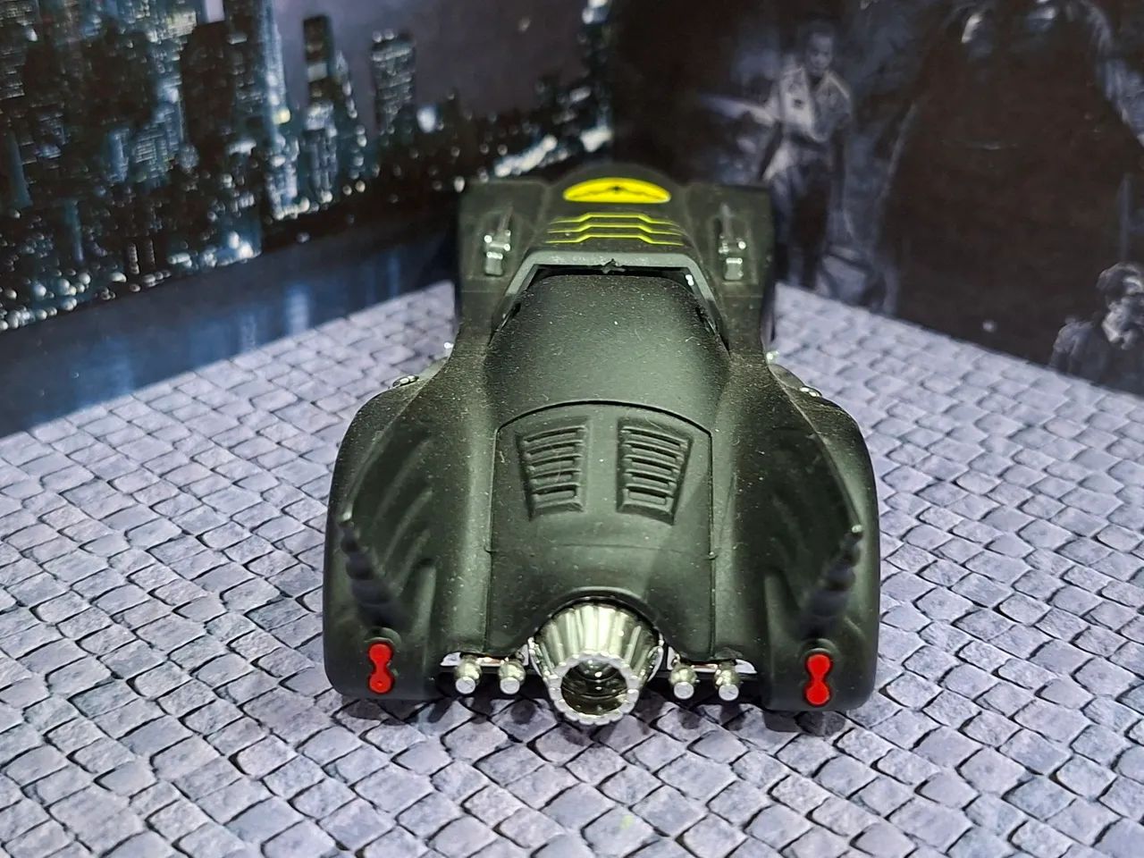 Miniatura Batmóvel 1:50 - Foto 4
