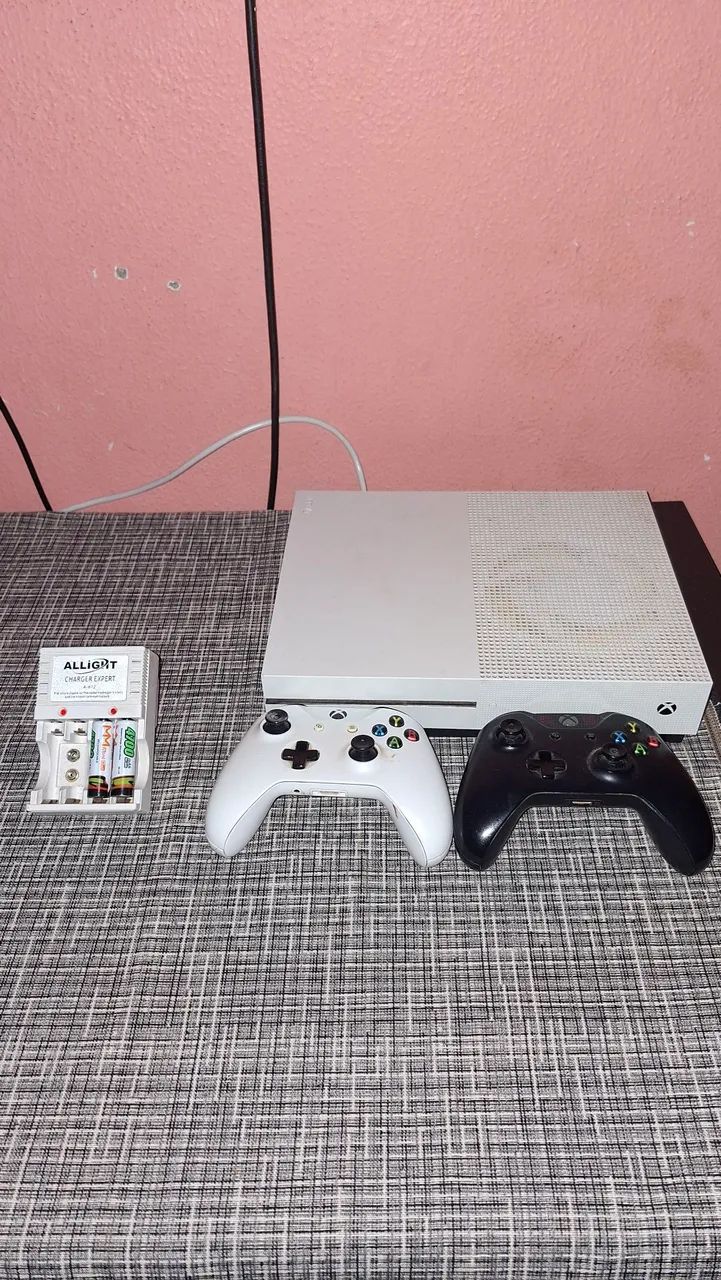 XBOX ONE S