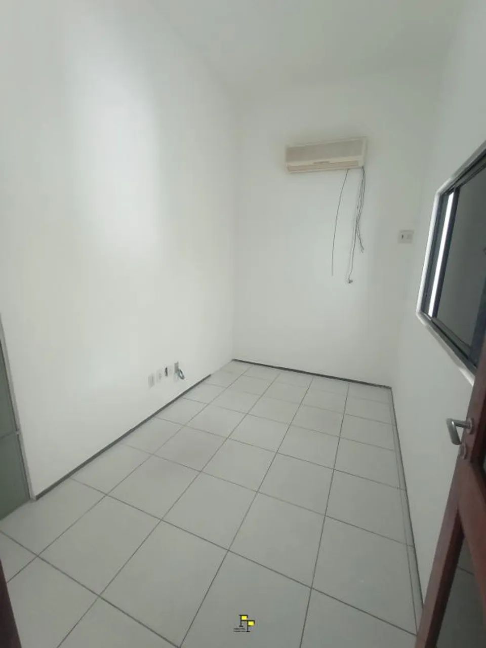 Conjunto Ceará II, Ponto Comercial 180m² com 4 salas, split´s, Recepção, vestuários, calça - Foto 4