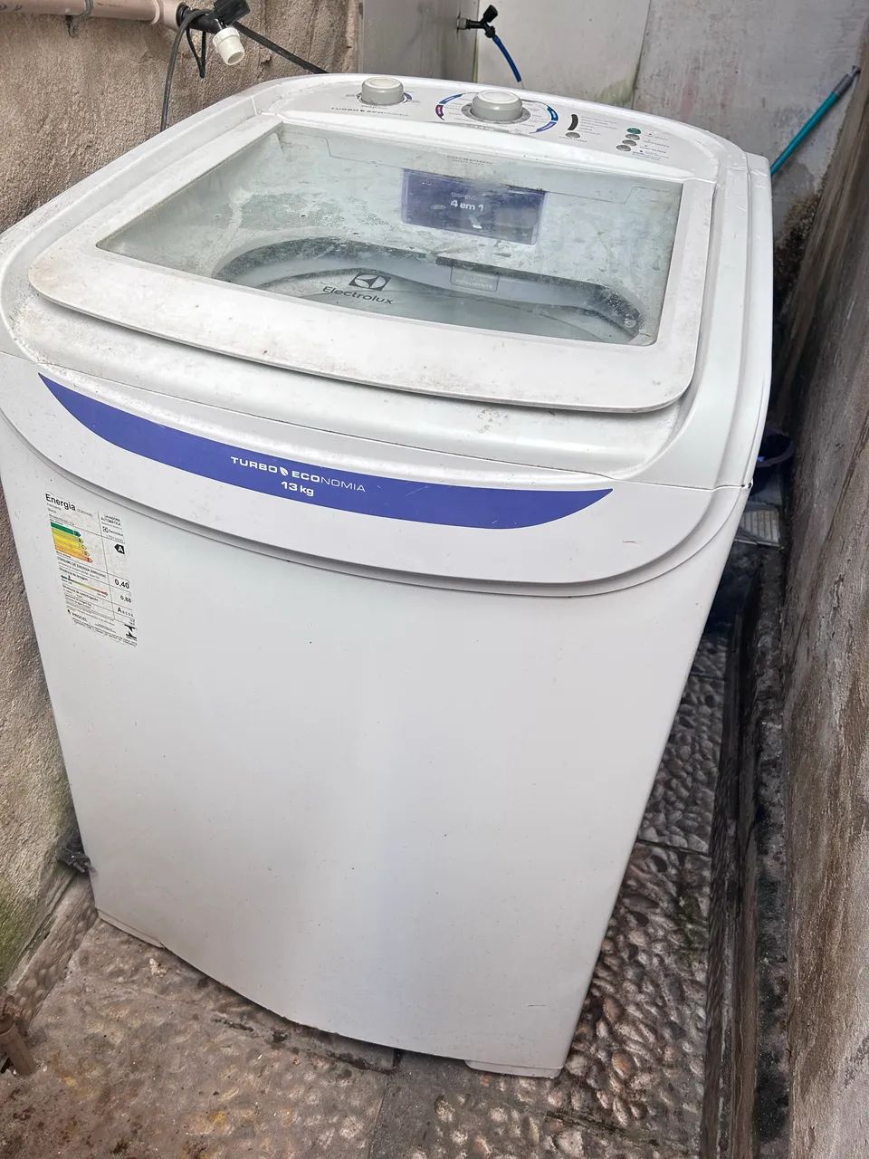 Vendo maquina com defeito. 